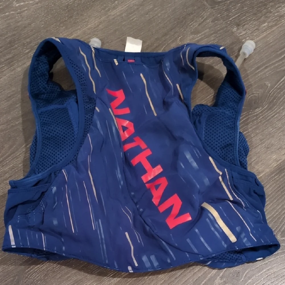 Nathan Men's Hydration Pack - Size M - Picture 3 of 6